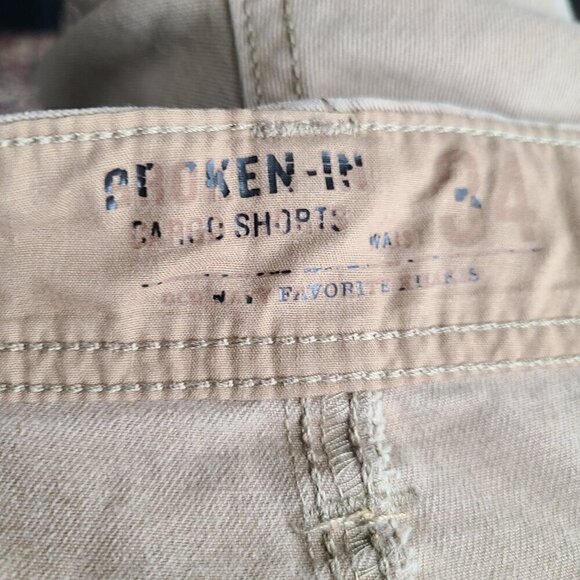 Old Navy Vintage Khaki Brown Classic Cargo Broken In Shorts Outdoor Wear - Picture 6 of 6